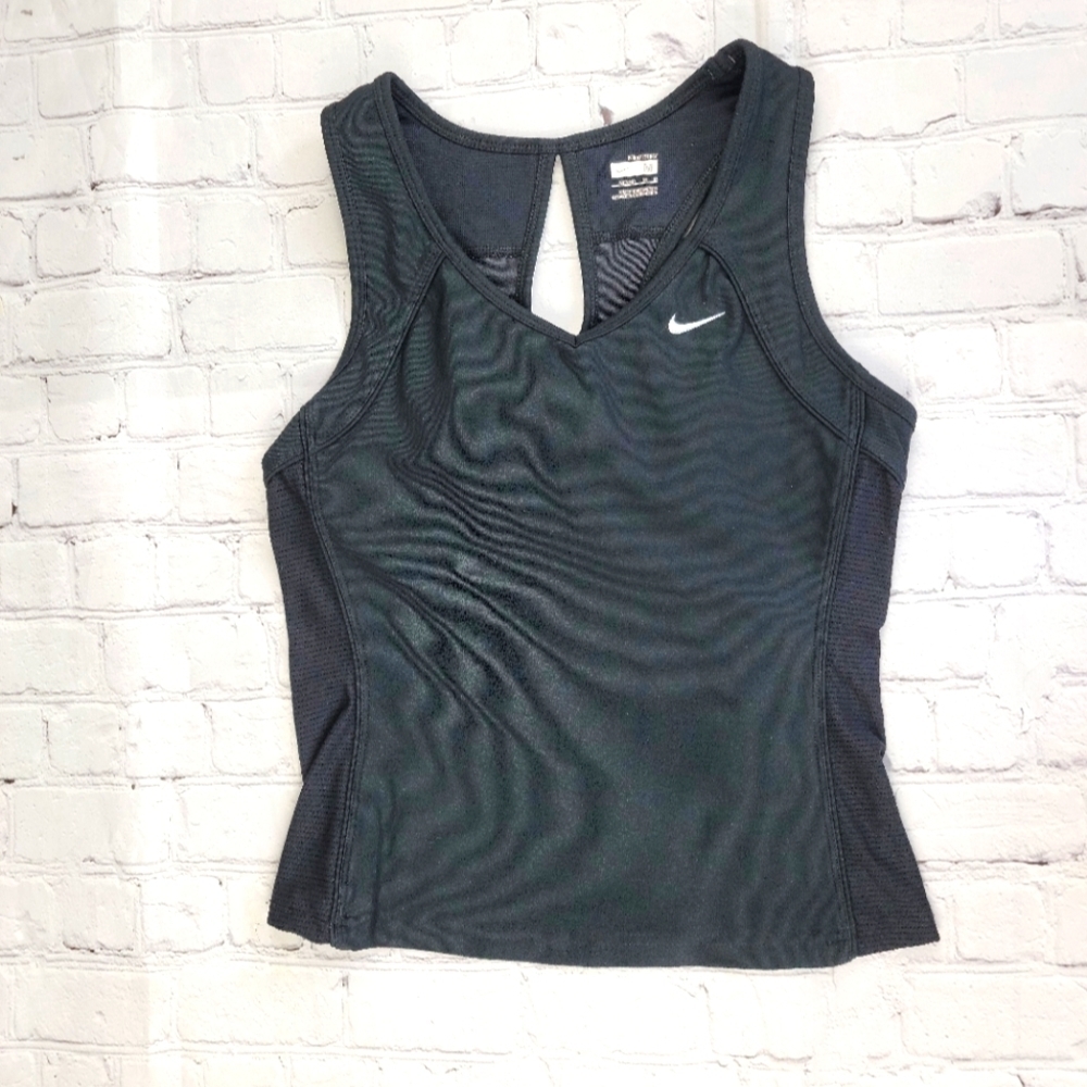 NIKE‎ keyhole racerback athletic tank with